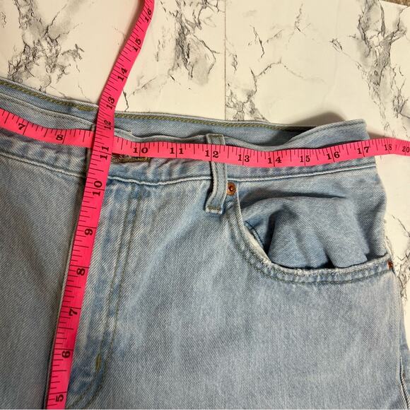 Levi’s low pro straight jeans light wash distressed Sz 32 - Picture 6 of 8